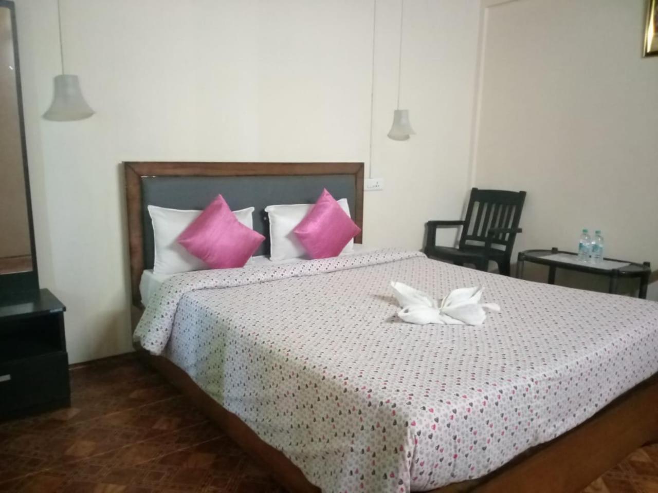 Abode Me Me Ai Haven Otel Çerapunçi Dış mekan fotoğraf