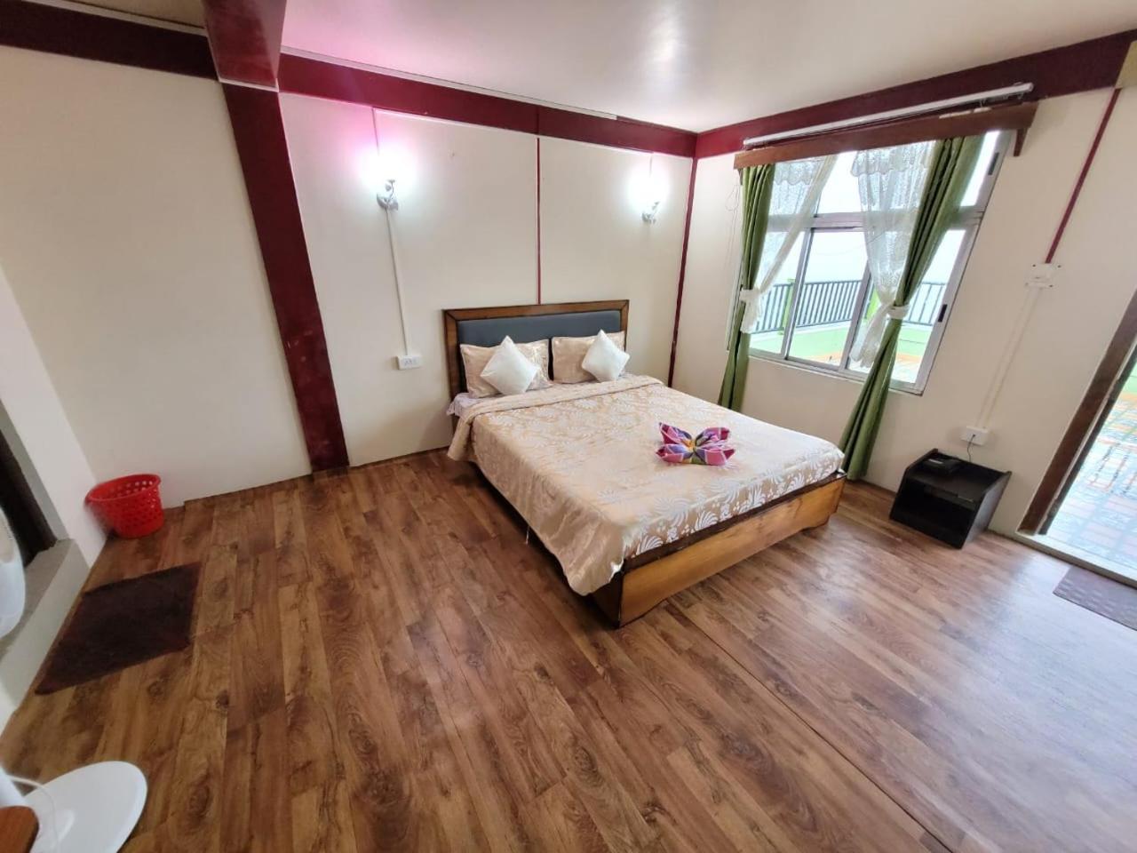 Abode Me Me Ai Haven Otel Çerapunçi Dış mekan fotoğraf