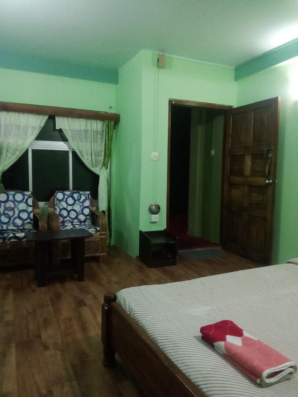 Abode Me Me Ai Haven Otel Çerapunçi Dış mekan fotoğraf